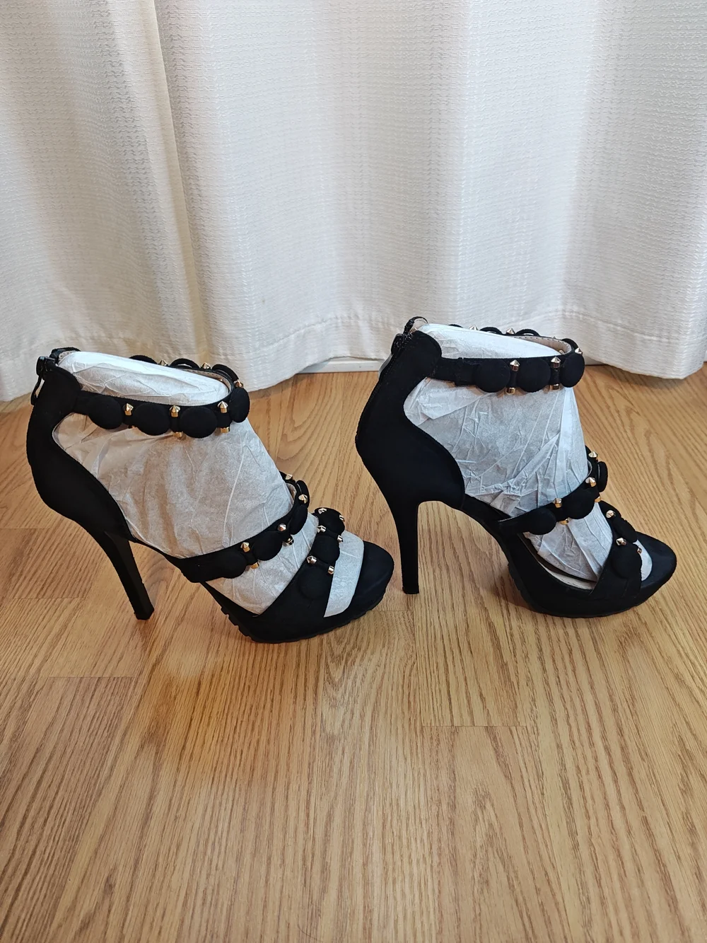 Glaze Black Studded Strappy Platform Heels Stiletto Sandal Edgy Glam Goth 8.5